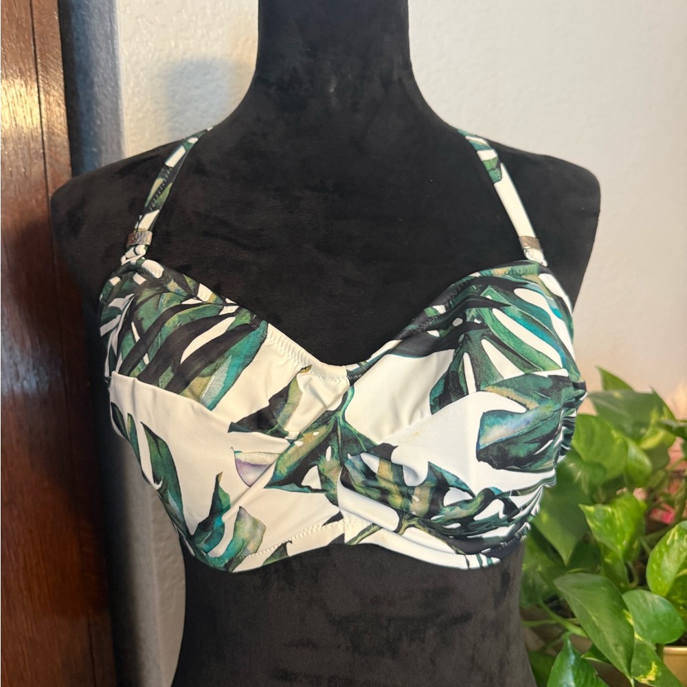 Fantasie Multiway Bikini Top in Green and White